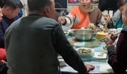 大型娱乐圈吃瓜基地,揭秘大型吃瓜基地的幕后故事